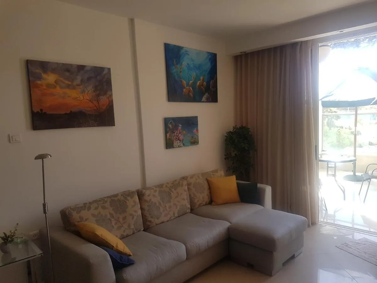 Apartment Luxury De Golf Top Class Apart Residence With Heated Pool On The Sea Eilat